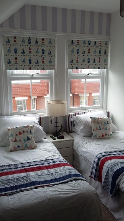 Cambridge House Guest House Eastbourne Quarto foto