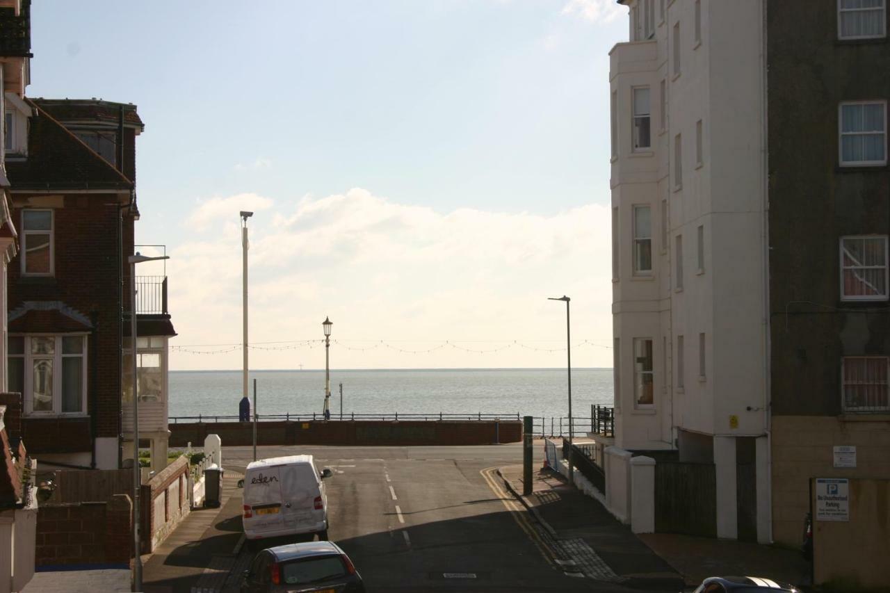 Cambridge House Guest House Eastbourne Quarto foto